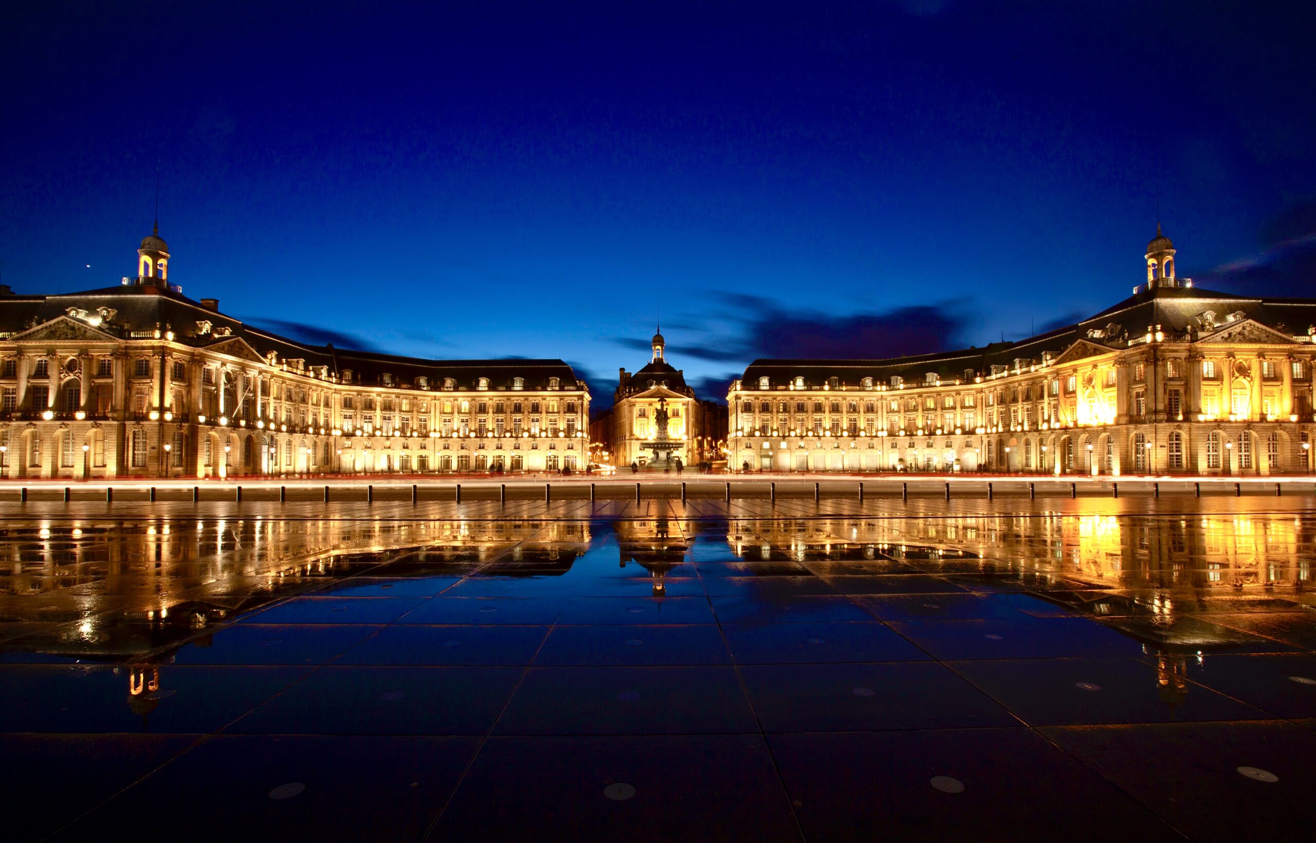 Walking tour bordeaux