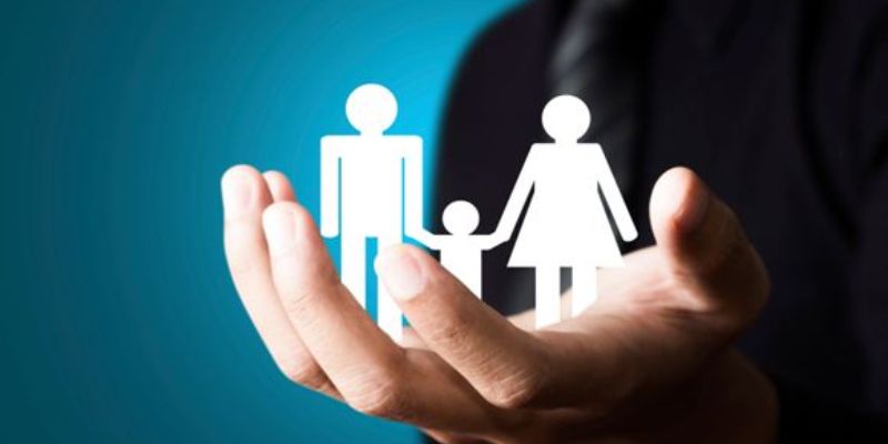 Finding the Best Life Insurance in UAE for Long-Term Security