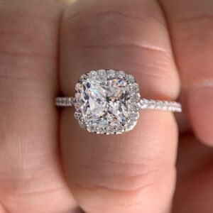 Moissanite engagement rings