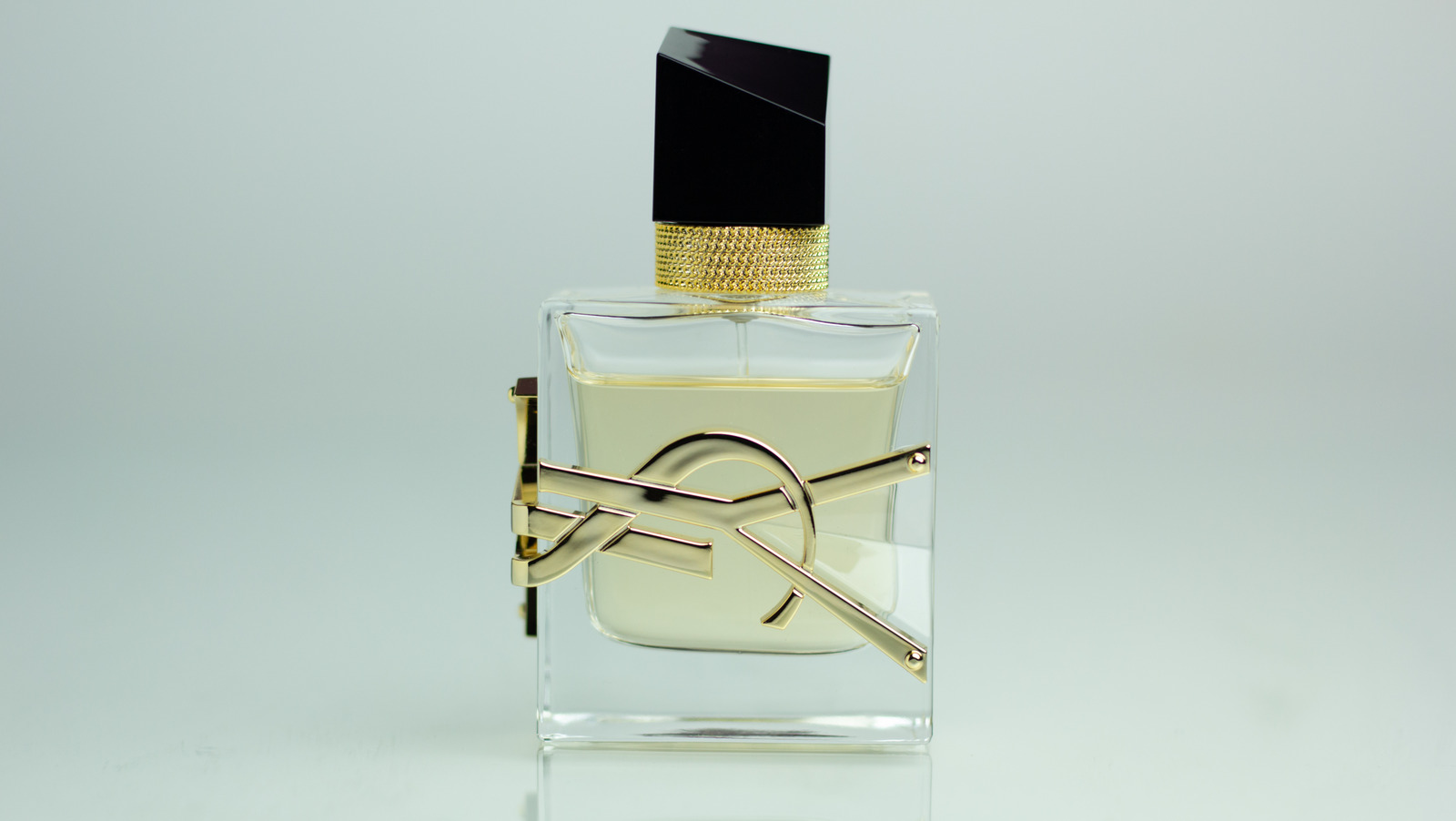 YSL Perfume Pakistan